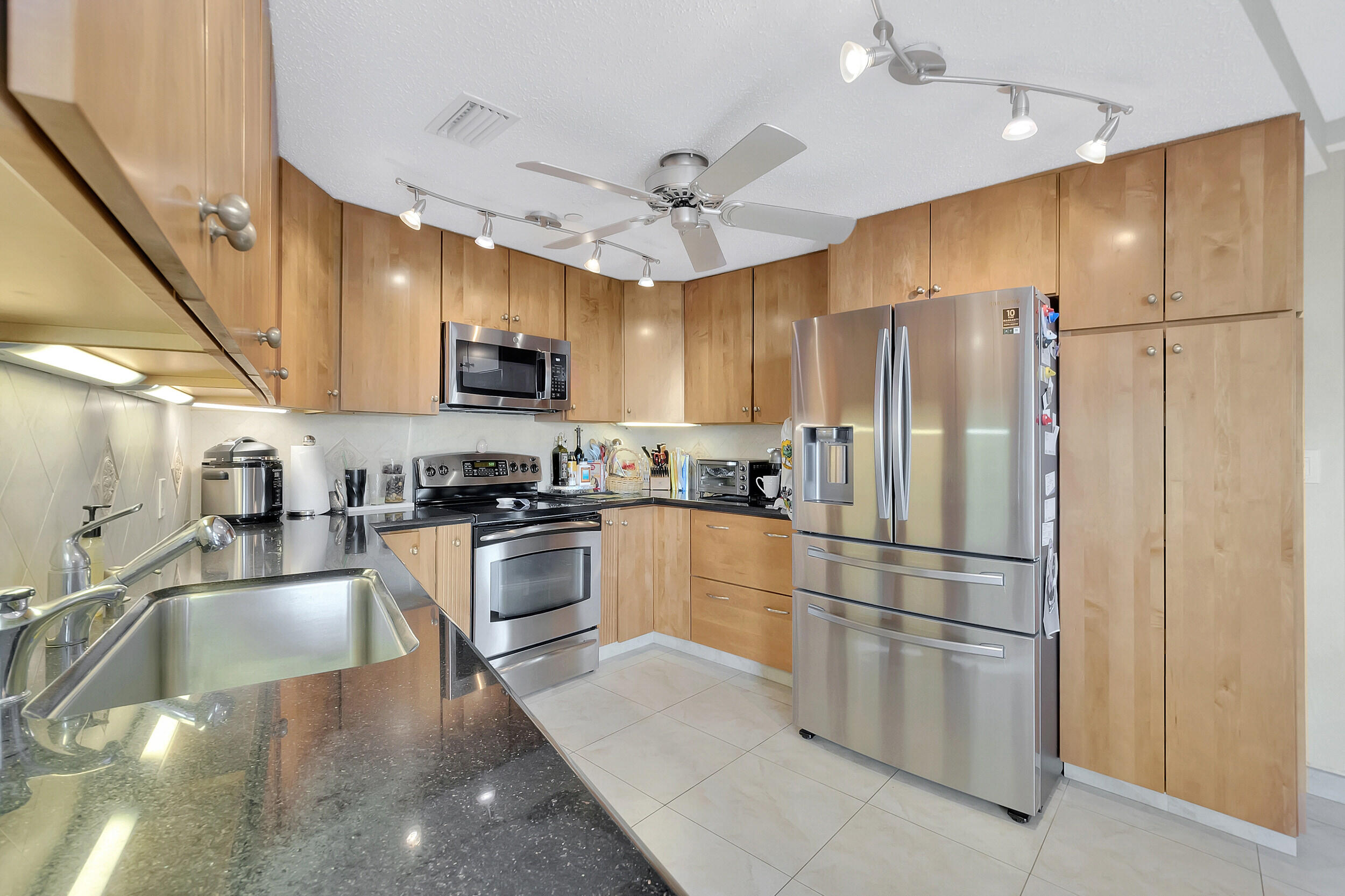 4545 North Ocean Boulevard, Unit 14D Boca Raton, FL 33431 - Photo 28 of 83 23_dsc_4175