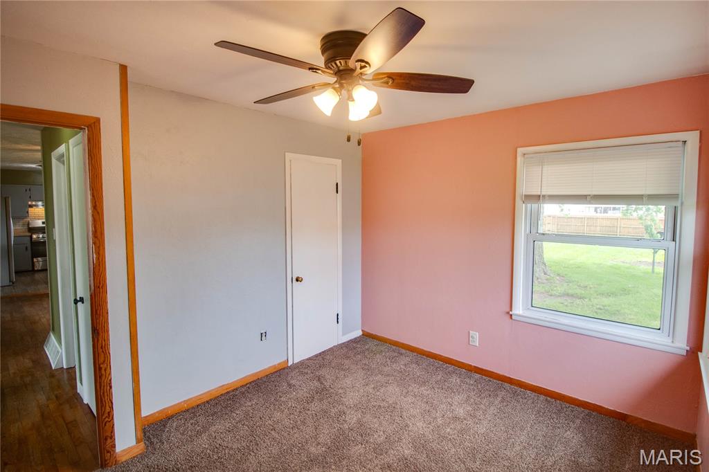 440 West State Street Waverly, IL 62692 - Photo 21 of 39