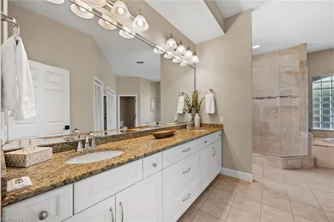$1,390,000 | 2092 Imperial Circle, Naples, FL 34110