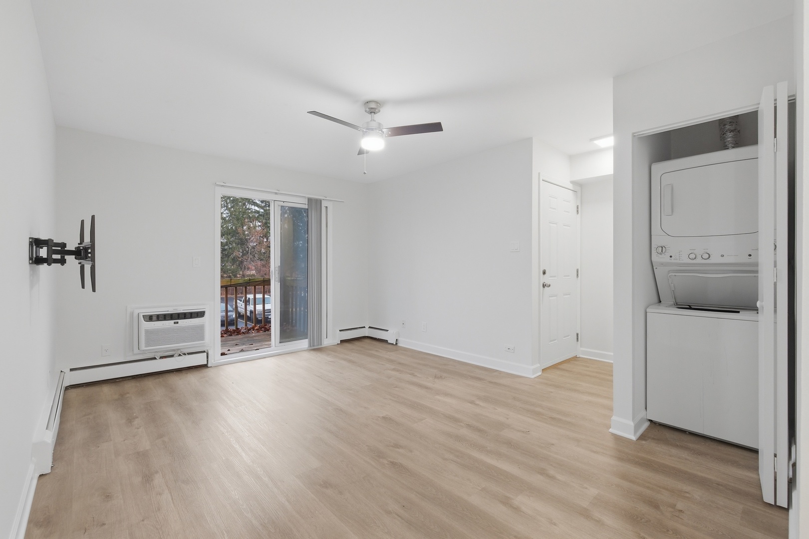 2300 Light Road, Unit 202 Oswego, IL 60543 - Photo 3 of 25