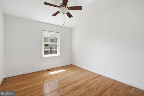 $775,000 | 3911 Green Look Court, Fairfax, VA 22033