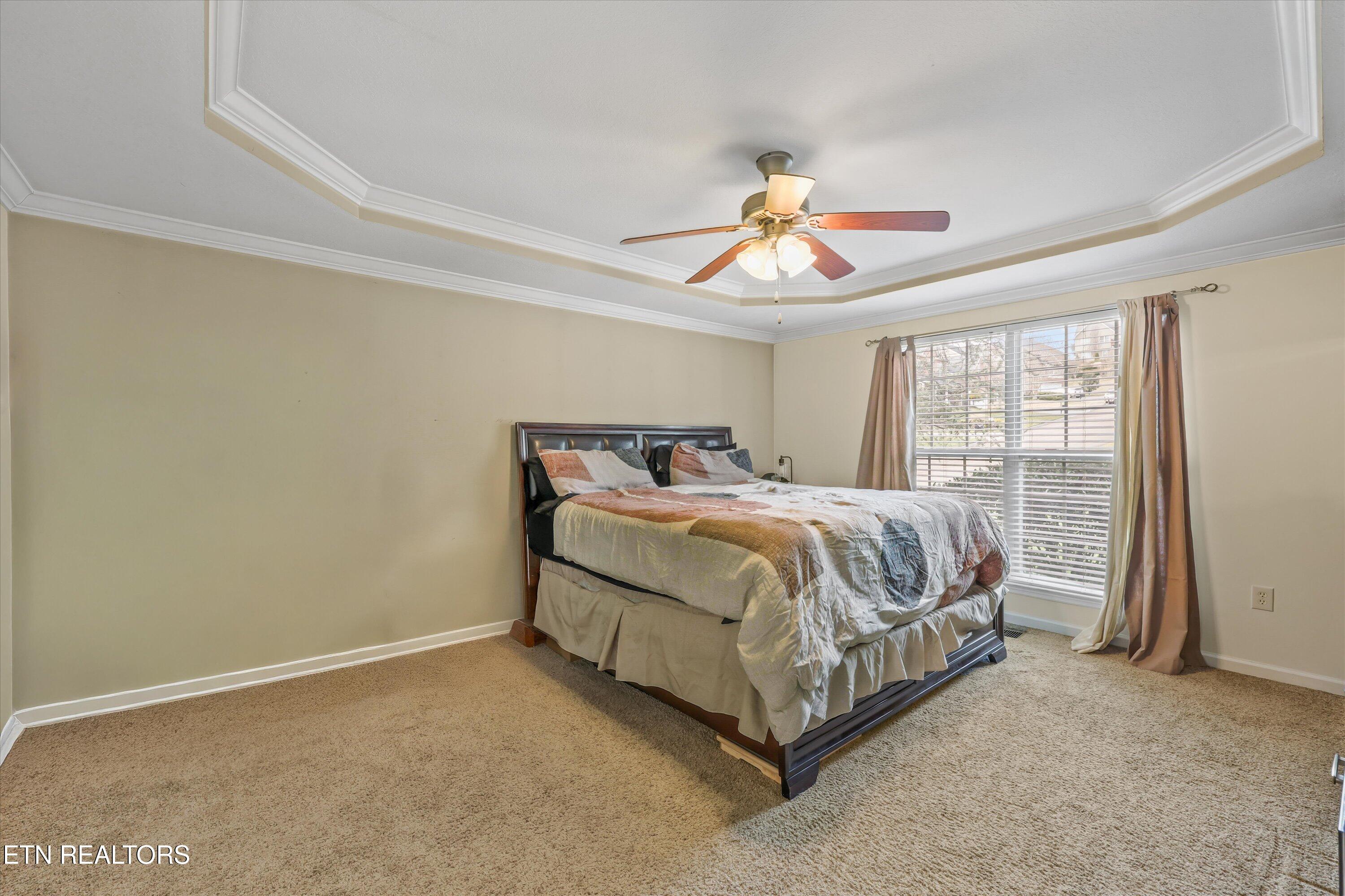 901 Heathgate Road Knoxville, TN 37922 - Photo 18 of 45 Primary Bedroom