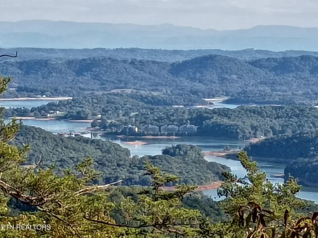 $62,900 | 10 Wallen Lane, Thorn Hill, TN 37881