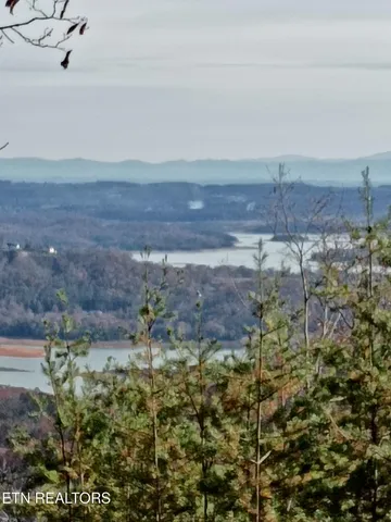 $62,900 | 10 Wallen Lane, Thorn Hill, TN 37881