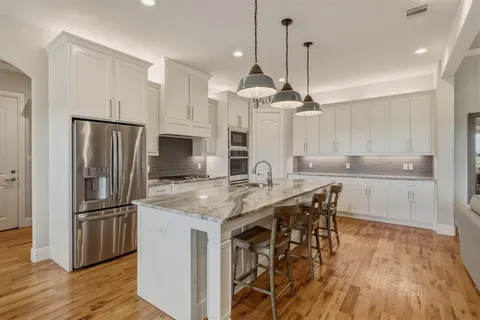 $925,000 | 108 Bearclaw Circle, Aledo, TX 76008