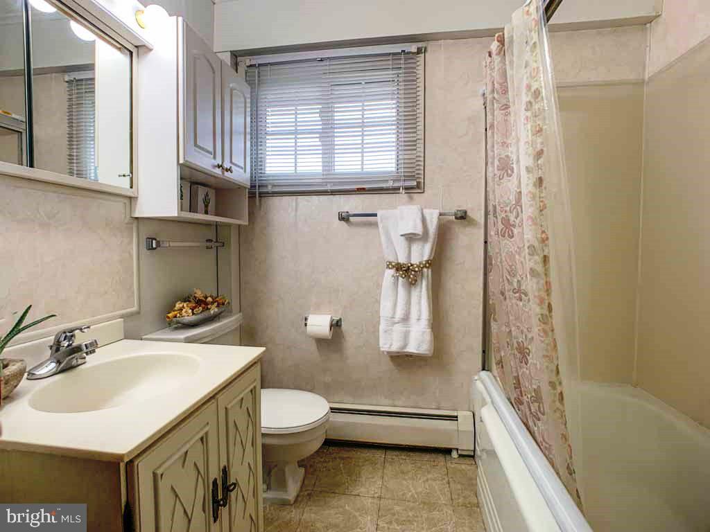 163 Wistar Road Fairless Hills, PA 19030 - Photo 18 of 32 1st Floor Hall Bathroom