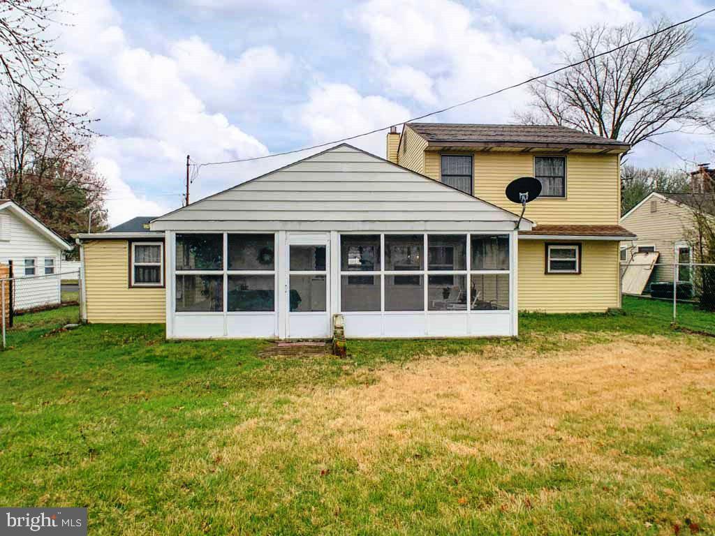 163 Wistar Road Fairless Hills, PA 19030 - Photo 29 of 32 Rear Sunroom