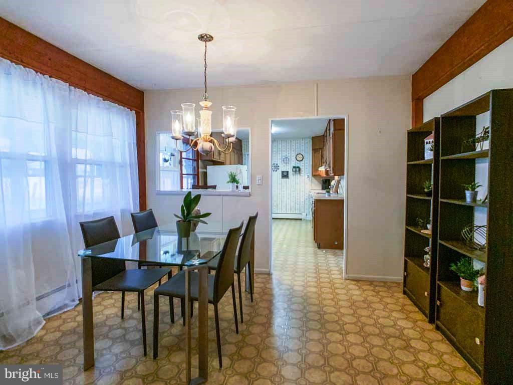 163 Wistar Road Fairless Hills, PA 19030 - Photo 7 of 32 Dining Room