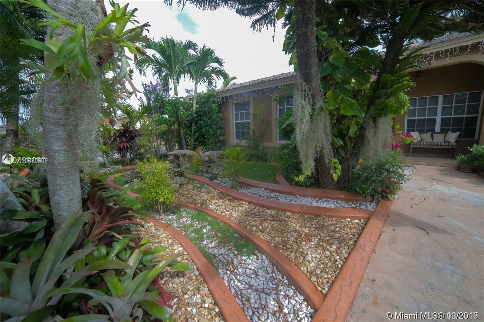 13268 Southwest 277th Terrace Homestead, FL 33032 - Photo 3 of 8