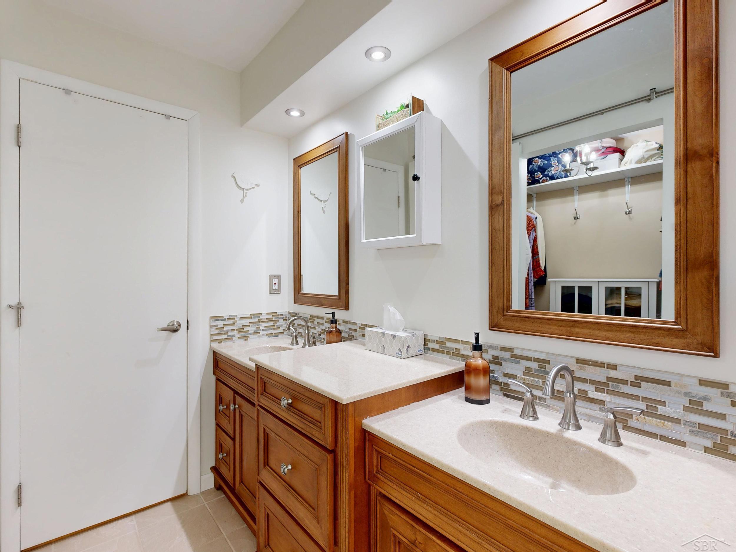 205 Kennely Road Saginaw, MI 48609 - Photo 12 of 18