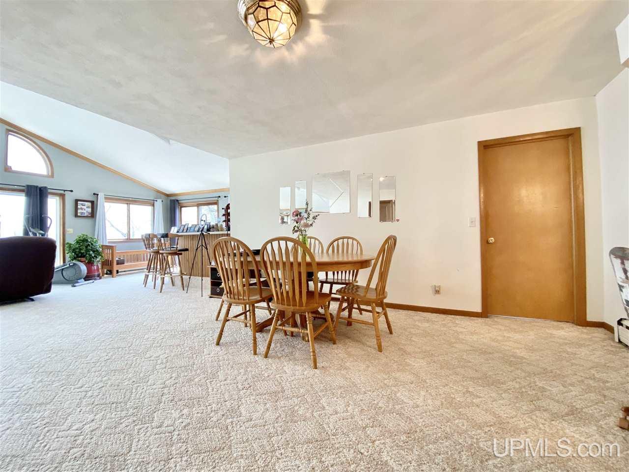 9812 South 75 Road Rapid River, MI 49878 - Photo 12 of 51