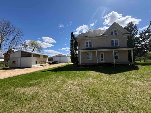 $249,900 | N3234 Valley Road, Bonduel, WI 54107