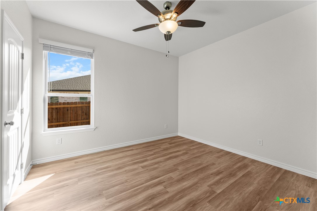 1114 Zora Drive Temple, TX 76504 - Photo 23 of 29 Unit B Bedroom 3