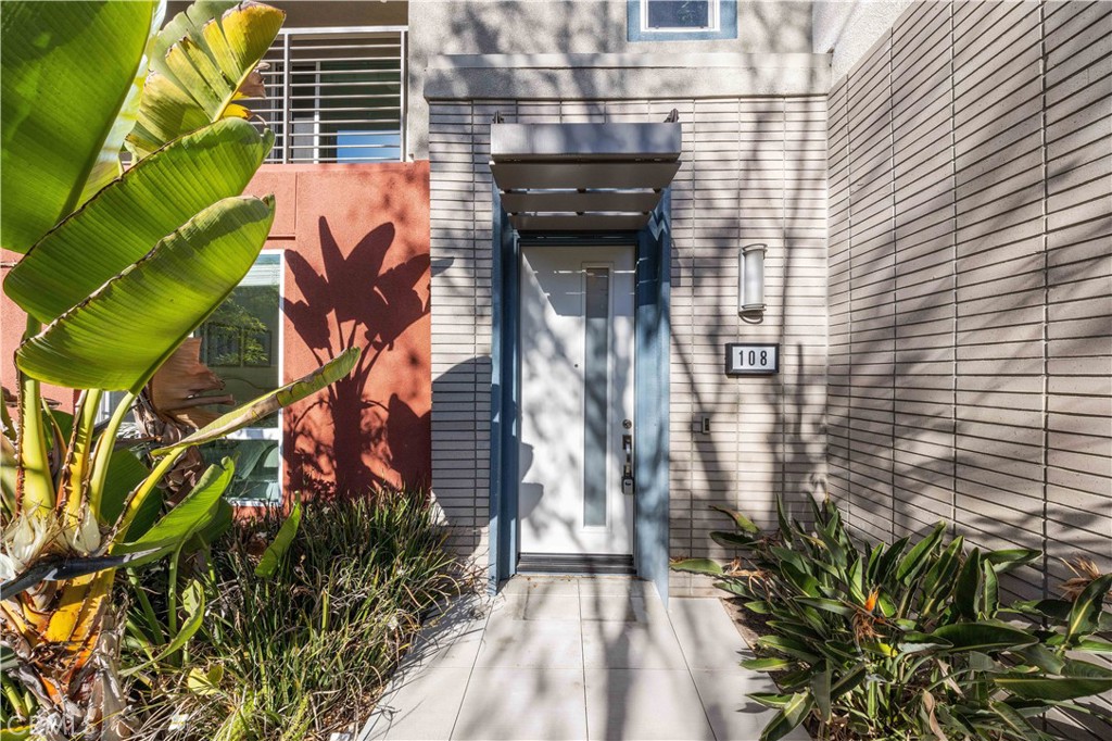 108 Citysquare Irvine, CA 92614 - Photo 43 of 45 a view of a house with a street