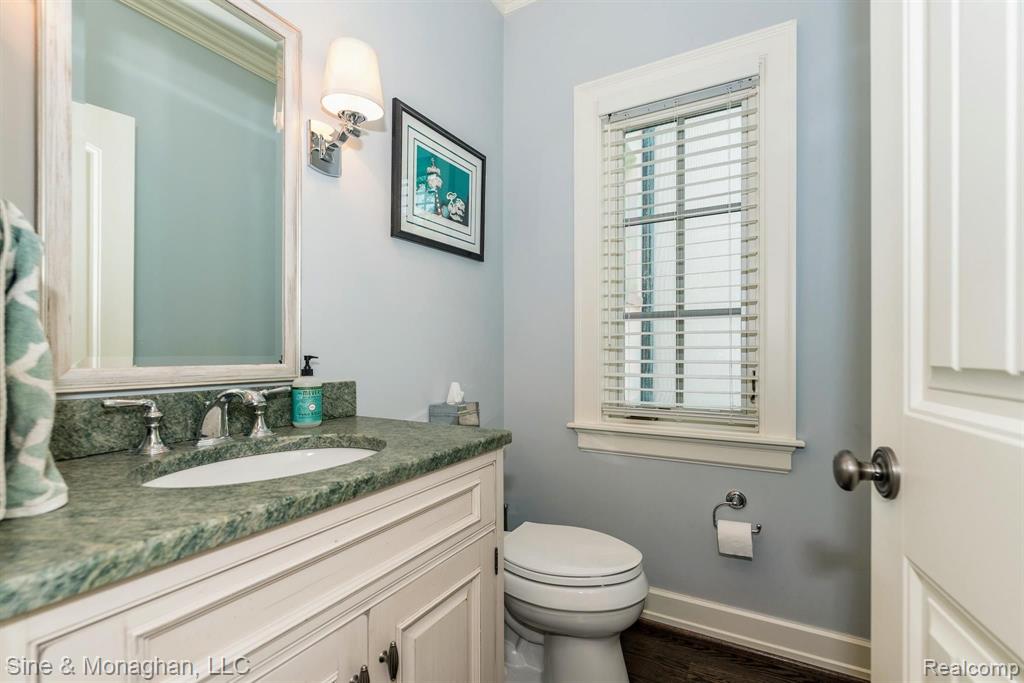 1040 Devonshire Road Grosse Pointe Park, MI 48230 - Photo 55 of 95