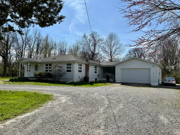 $189,900 | 3614 South Illinois Avenue, Carbondale, IL 62903