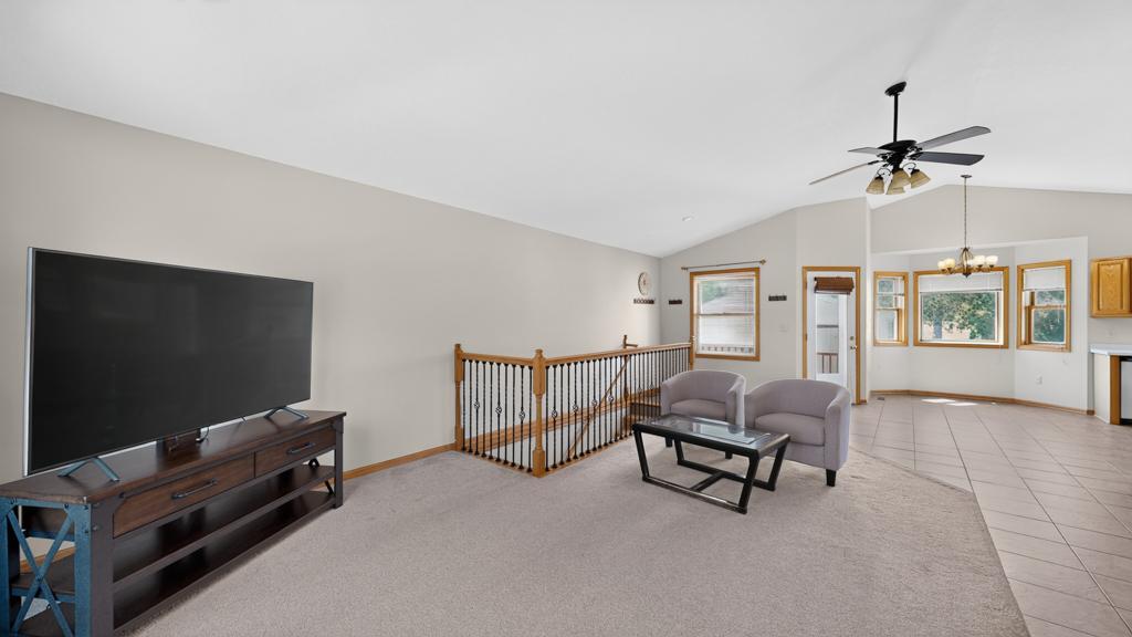 3704 Strathmore Lane Southeast Rochester, MN 55904 - Photo 11 of 37