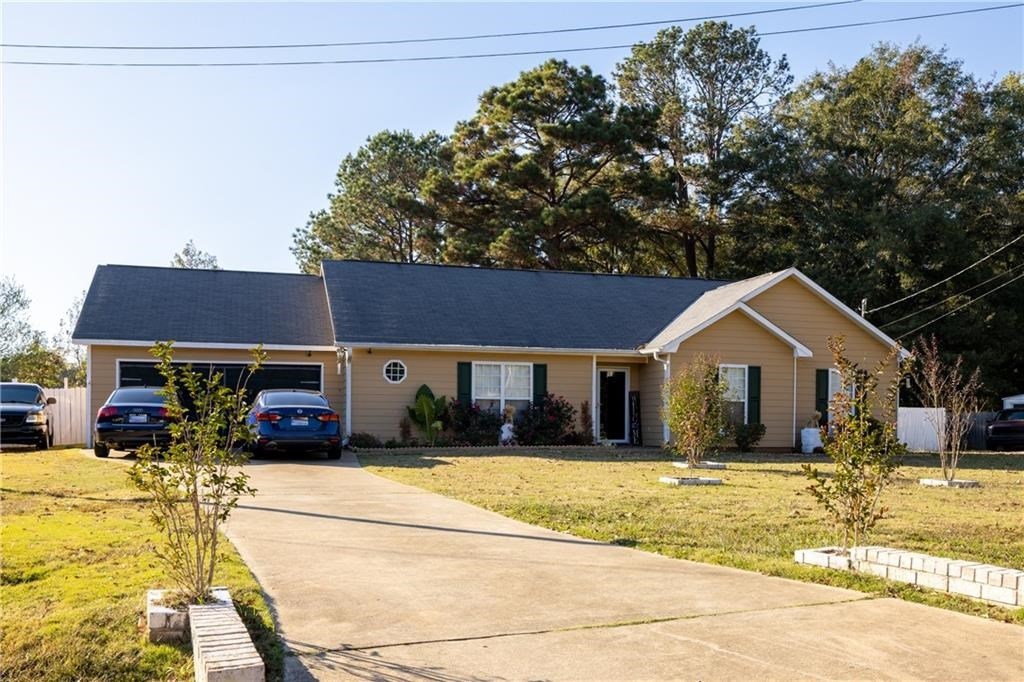 17 Pope Street Fort Mitchell, AL 36856 - Photo 2 of 21