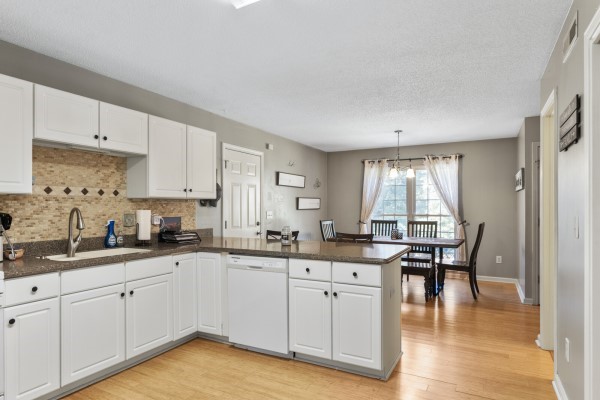 504 State Rd S-37-561 Seneca, SC 29678 - Photo 15 of 42 Gallery Image 15