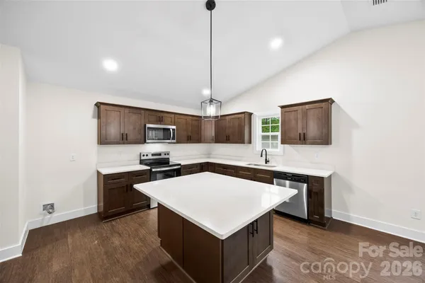 $379,900 | 200 Knollwood Circle, Albemarle, NC 28001
