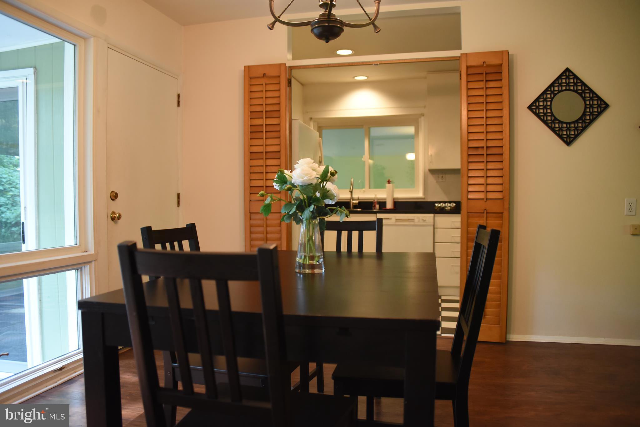 5407 Ferndale Street Springfield, VA 22151 - Photo 4 of 14 a dining room with furniture and window
