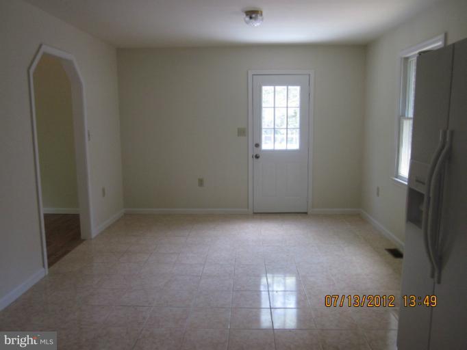 5615 New Cut Road Marbury, MD 20658 - Photo 10 of 30 Living Room