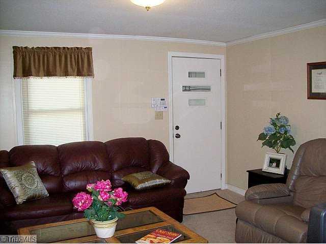 388 Juney Beauchamp Road Advance, NC 27006 - Photo 8 of 10 Den/Family/Great Room.