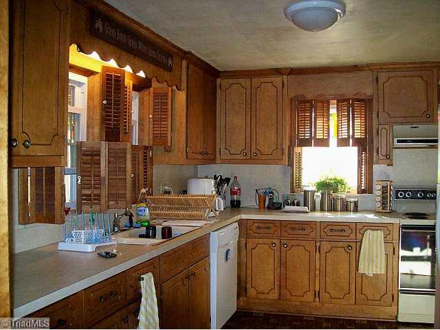 388 Juney Beauchamp Road Advance, NC 27006 - Photo 10 of 10 Kitchen.