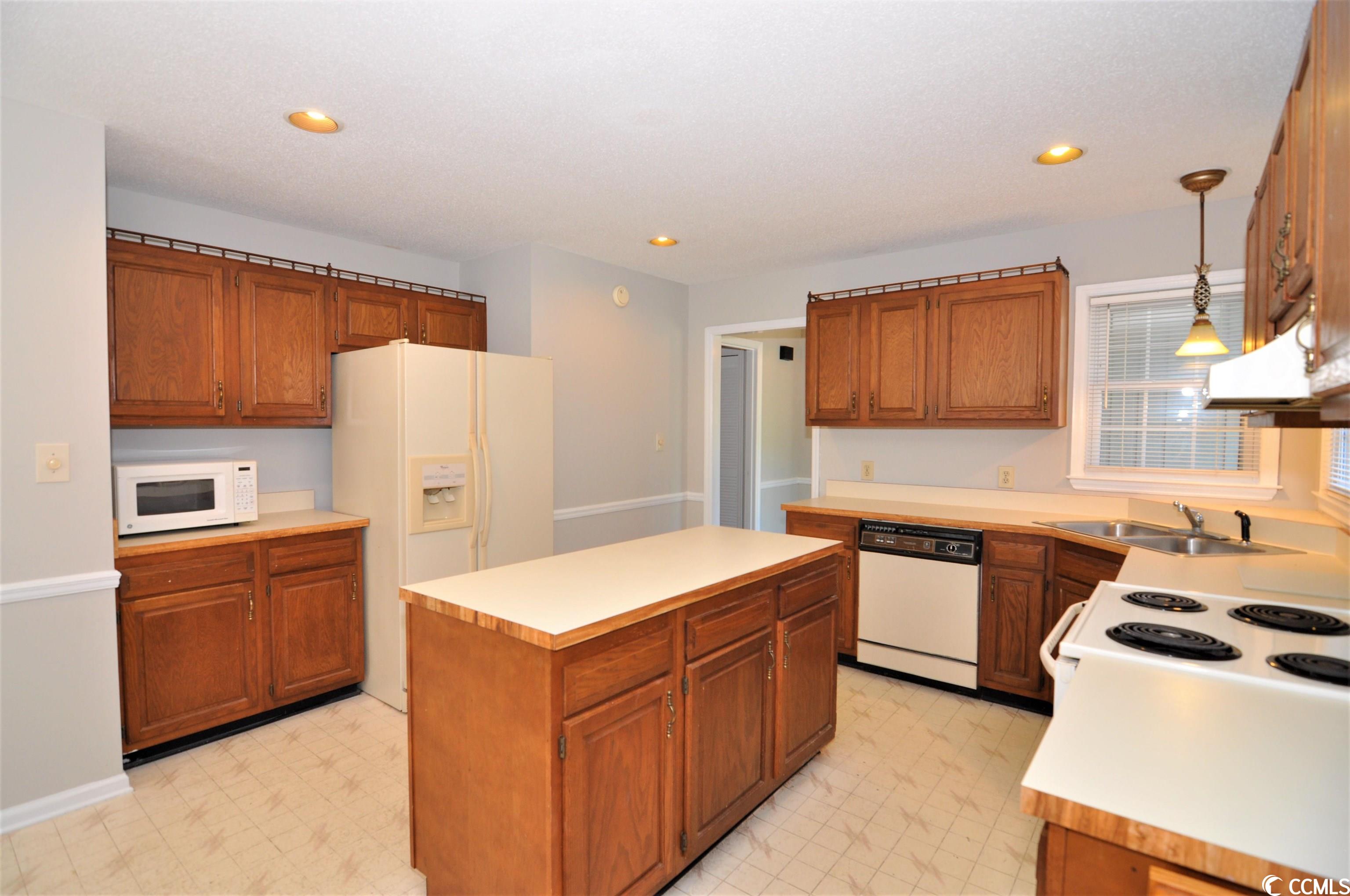 4840 Moss Creek Loop, Unit 8 Murrells Inlet, SC 29576 - Photo 7 of 33