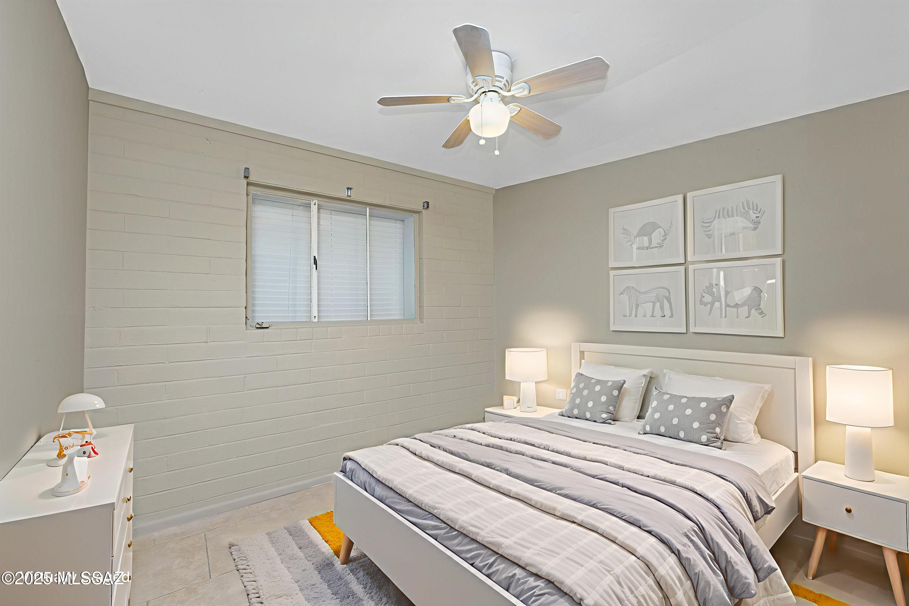 3326 North Reno Avenue Tucson, AZ 85705 - Photo 11 of 21 3326-N-Reno-Ave-1-17 - Kids Room - Scand