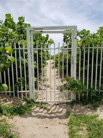 $2,400 | 1630 North Ocean Boulevard, Unit 415, Pompano Beach, FL 33062