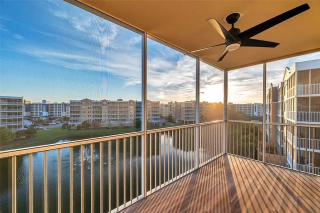 $529,990 | 960 Starkey Road, Unit 3406, Largo, FL 33771