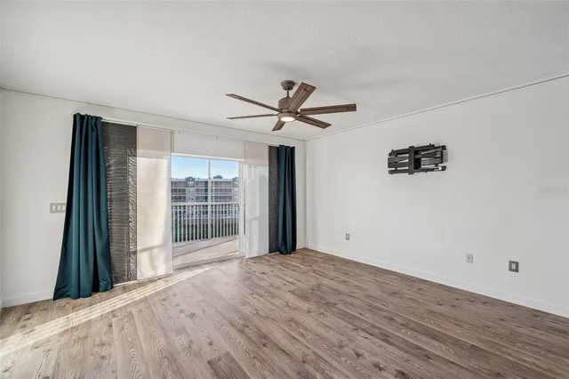 $529,990 | 960 Starkey Road, Unit 3406, Largo, FL 33771