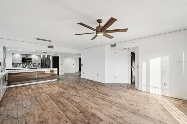 $529,990 | 960 Starkey Road, Unit 3406, Largo, FL 33771