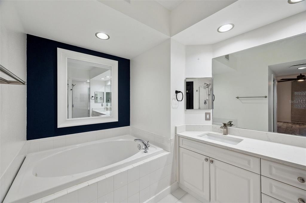 960 Starkey Road, Unit 3406 Largo, FL 33771 - Photo 25 of 68