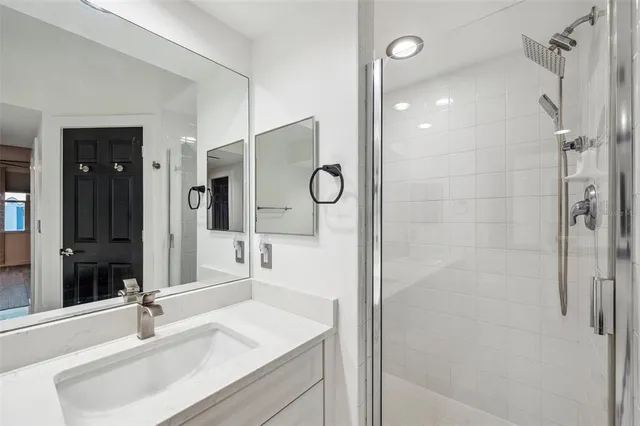 $529,990 | 960 Starkey Road, Unit 3406, Largo, FL 33771