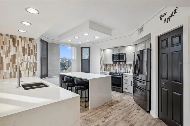 $529,990 | 960 Starkey Road, Unit 3406, Largo, FL 33771