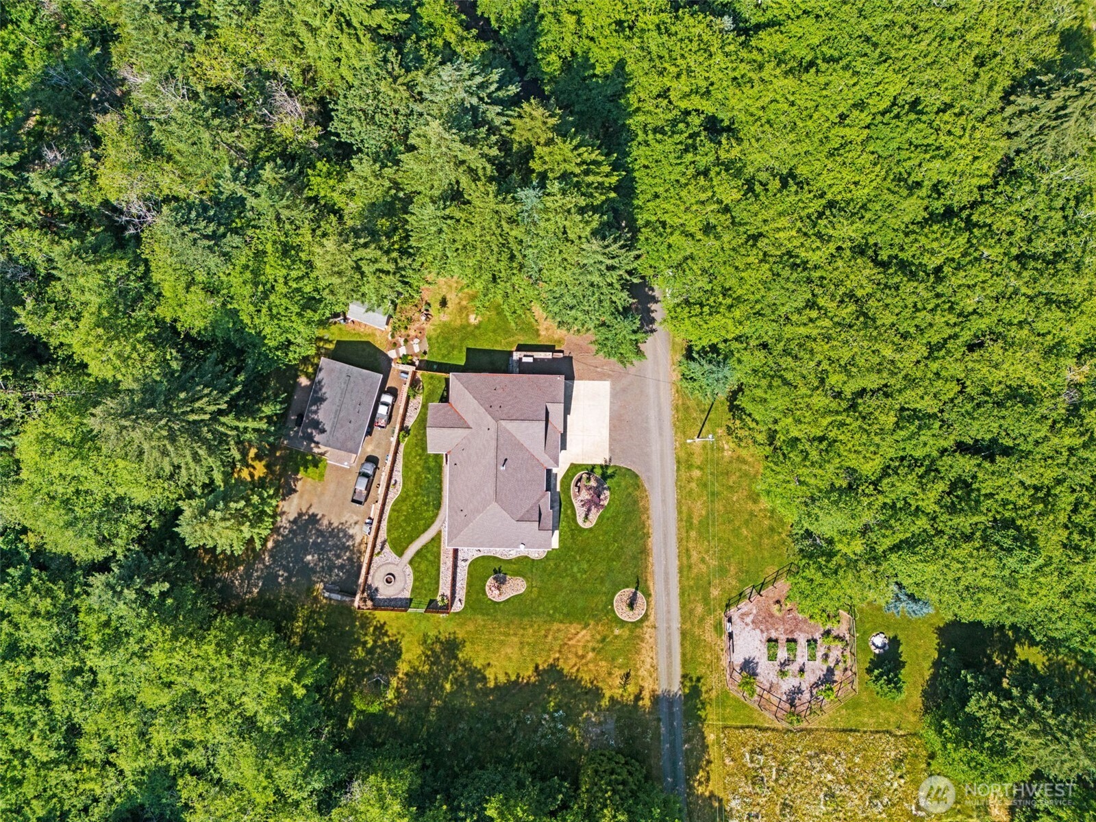 59 Timothy Lane East Elma, WA 98541 - Photo 4 of 40