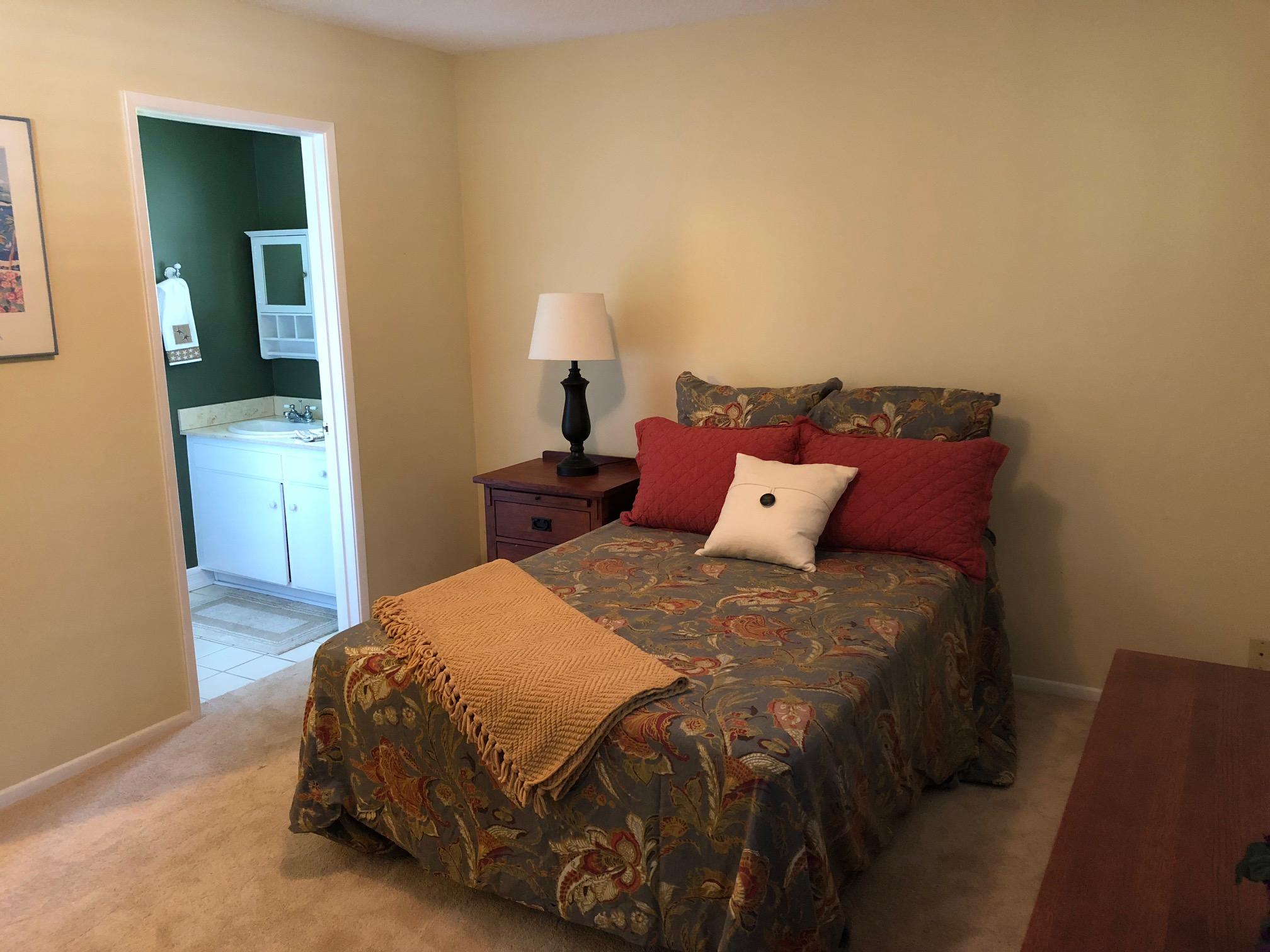 5756 Encina Road, Unit 1 Goleta, CA 93117 - Photo 9 of 17 Master bedroom