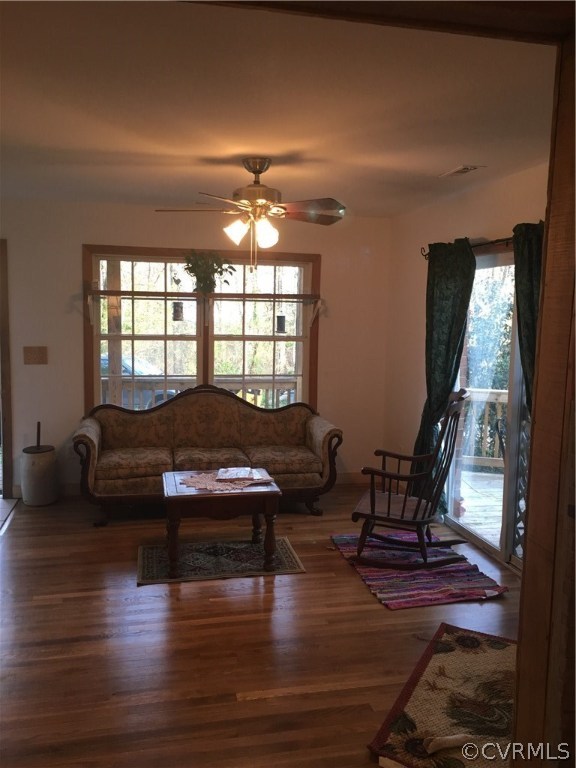 1580 Burning Tree Road Henrico, VA 23231 - Photo 12 of 17 Living room