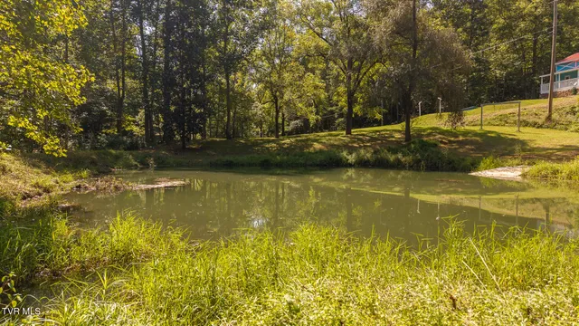 $498,000 | 997 Miller Hollow Road, Bean Station, TN 37708