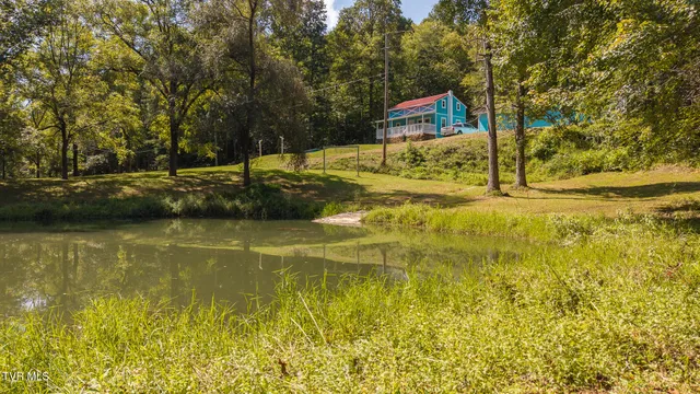 $498,000 | 997 Miller Hollow Road, Bean Station, TN 37708