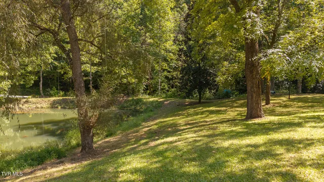 $498,000 | 997 Miller Hollow Road, Bean Station, TN 37708