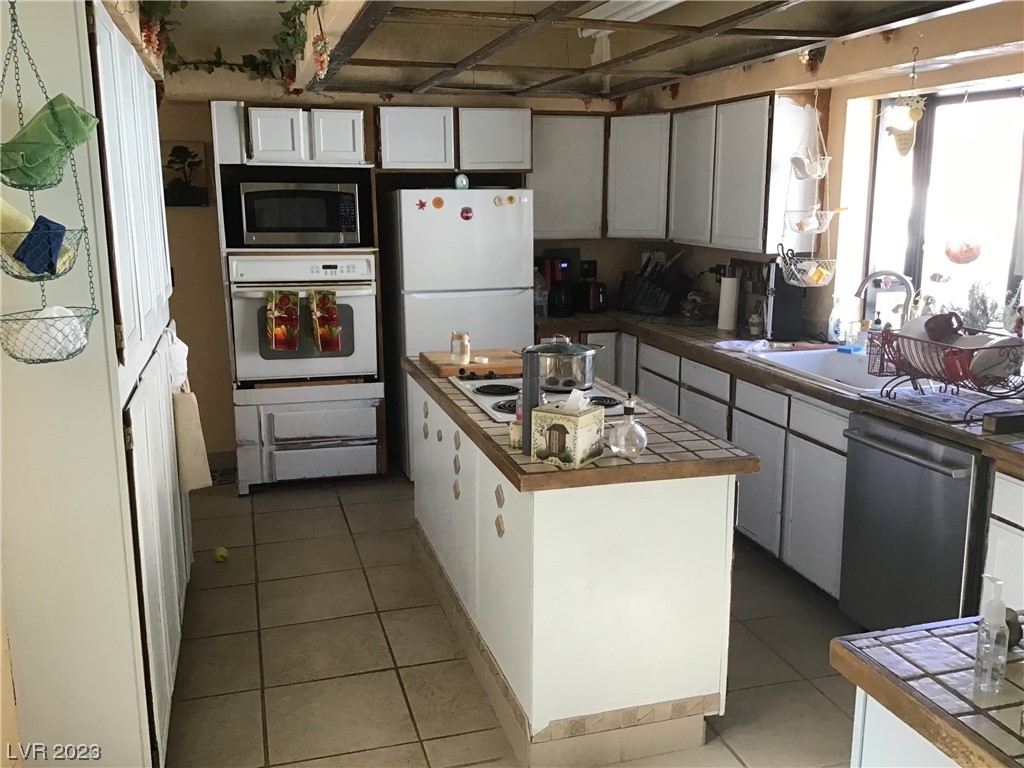7 Desert Queen Road Tonopah, NV 89049 - Photo 5 of 24