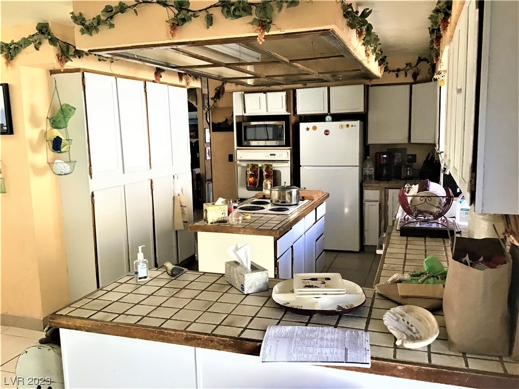 7 Desert Queen Road Tonopah, NV 89049 - Photo 6 of 24