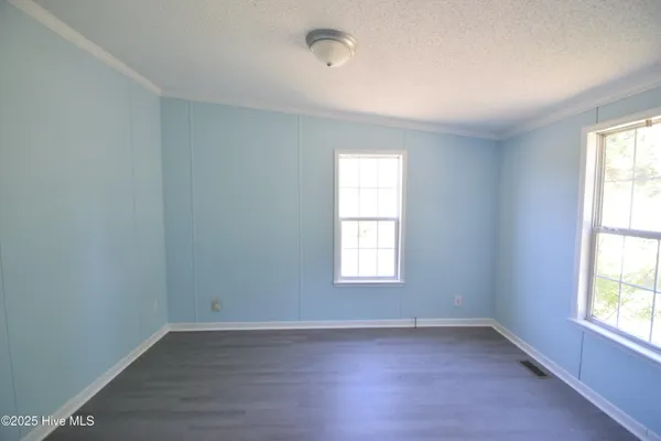 $200,000 | 708 Holly Oak Drive, Blounts Creek, NC 27814