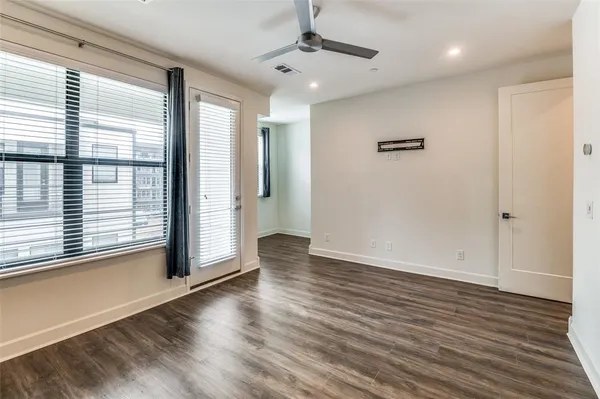 $2,507 | 1813 Park Avenue, Unit 107, Dallas, TX 75215