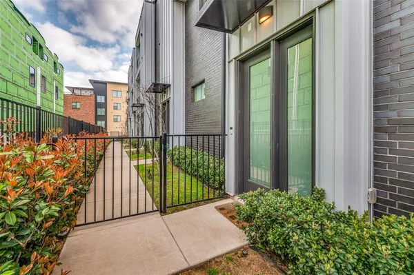 $2,507 | 1813 Park Avenue, Unit 107, Dallas, TX 75215