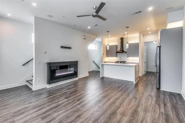 $2,507 | 1813 Park Avenue, Unit 107, Dallas, TX 75215