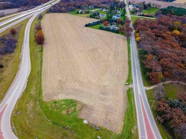 $2,600,000 | 3905 Milwaukee Road, Beloit, WI 53511